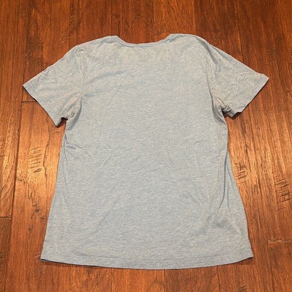 XL Women's Light Blue Alaska Graphic Tee - Picture 2 of 10